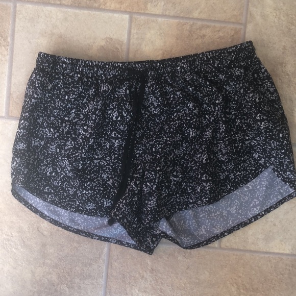 Athletic Shorts - Picture 4 of 5